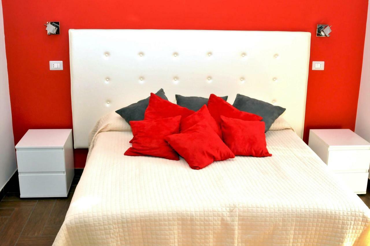World Wide Bed - Prenestino Hotel Rome Buitenkant foto